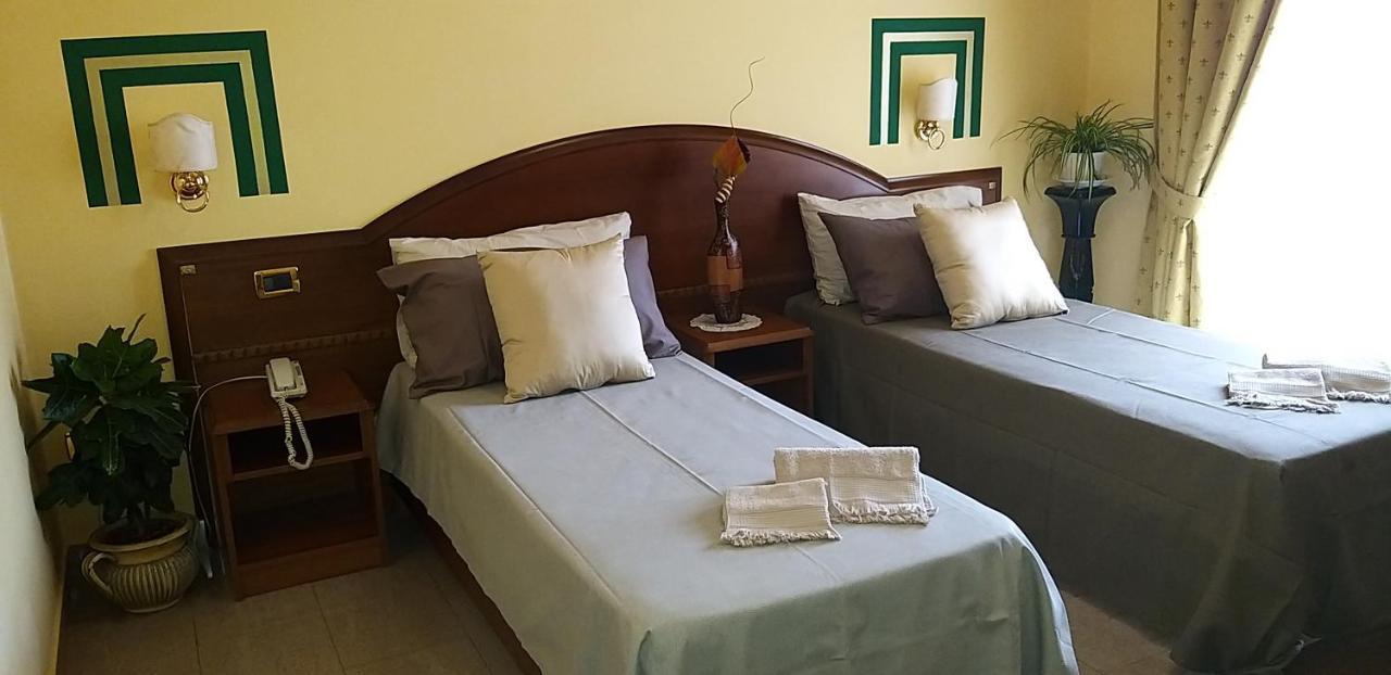 Hotel La Conca Villa San Giovanni Kültér fotó