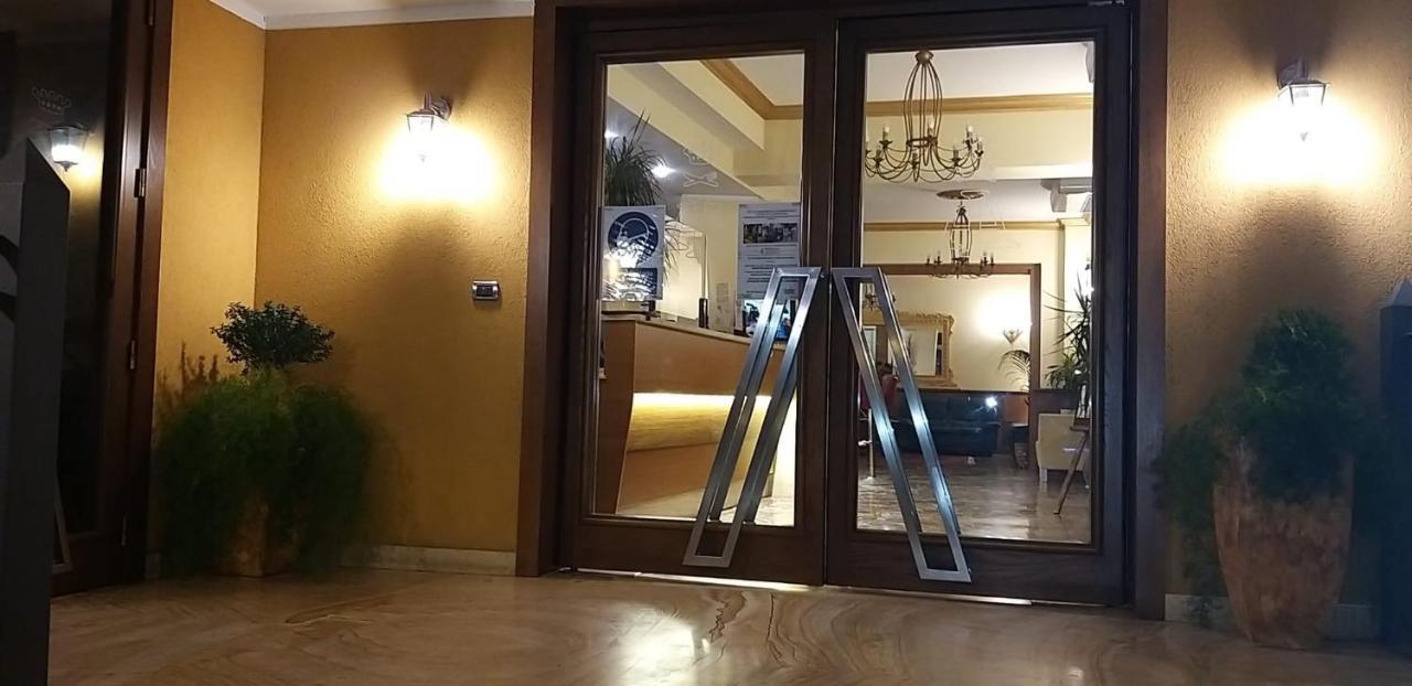 Hotel La Conca Villa San Giovanni Kültér fotó